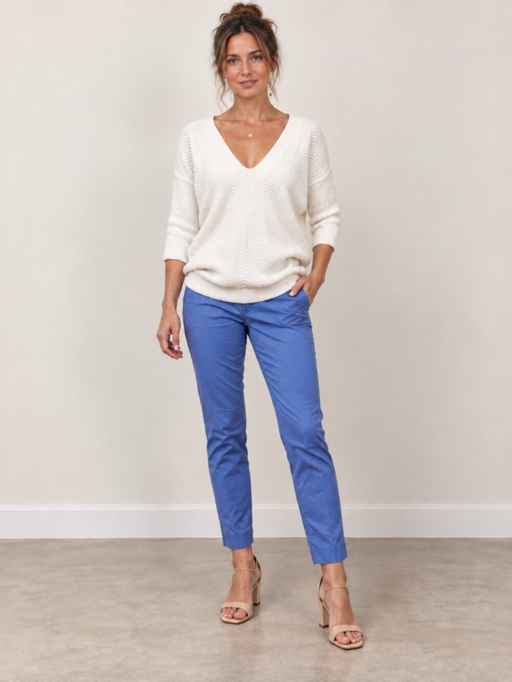 Express White Textured V-Neck High Low Sweater XS